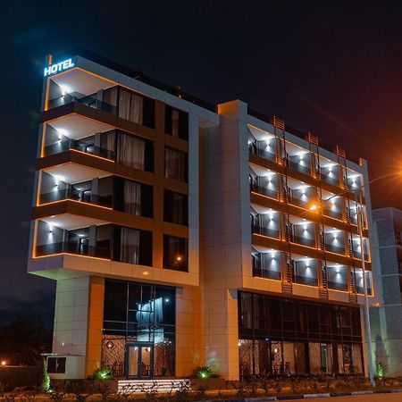 Cozy Loft Hotel Batumi Exterior photo