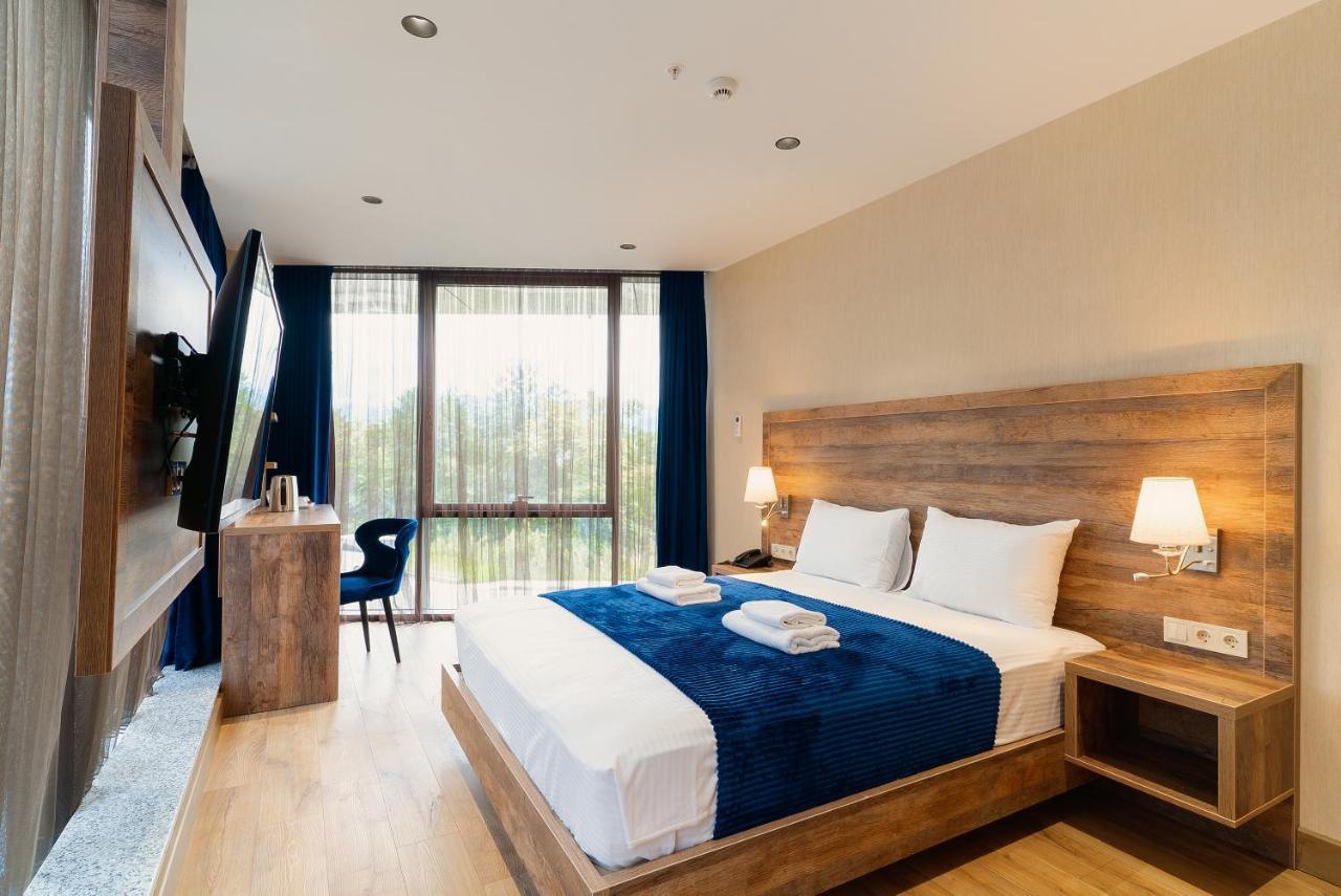 Cozy Loft Hotel Batumi Exterior photo