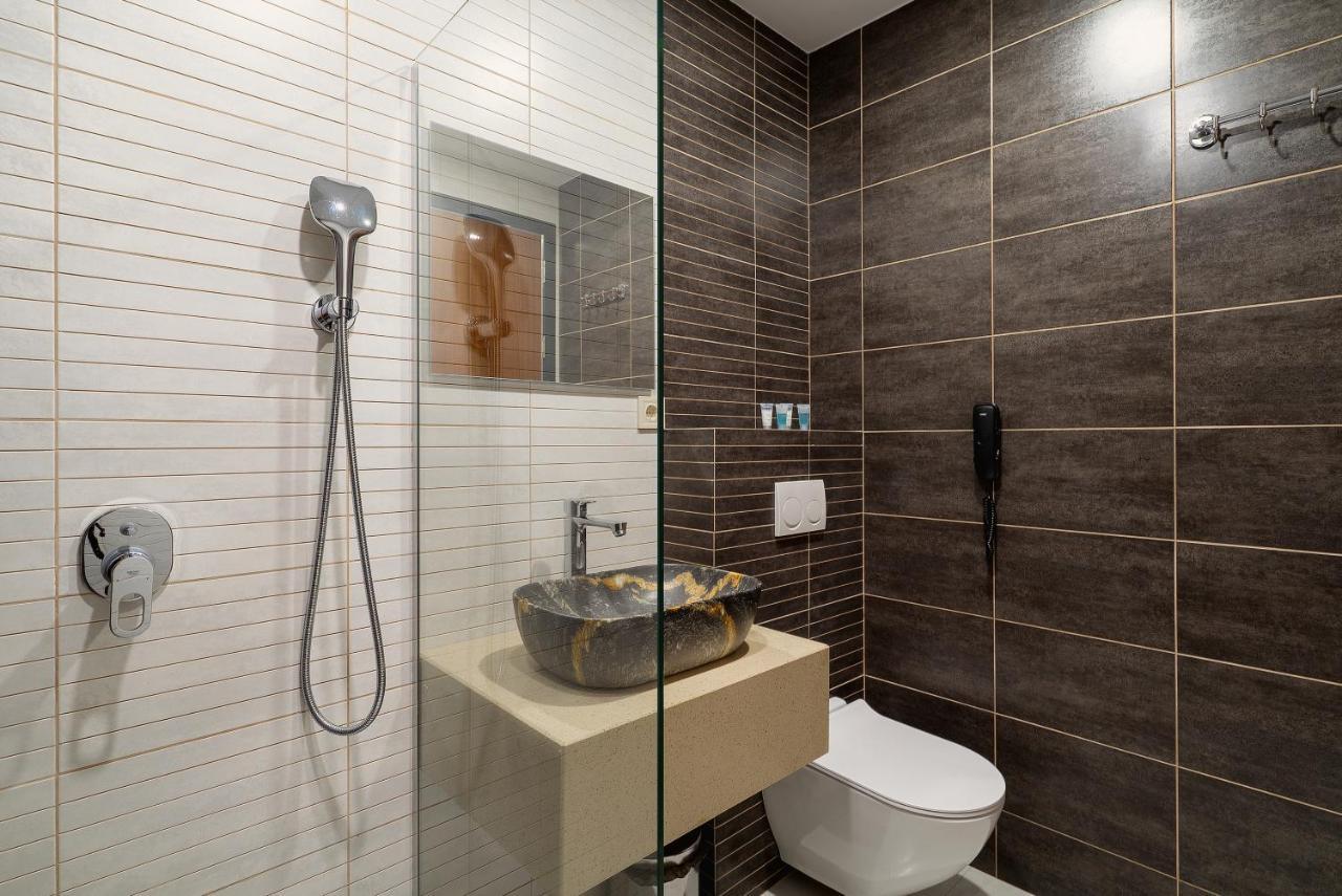 Cozy Loft Hotel Batumi Exterior photo