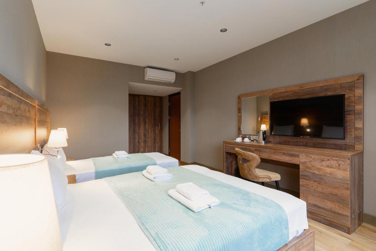 Cozy Loft Hotel Batumi Exterior photo