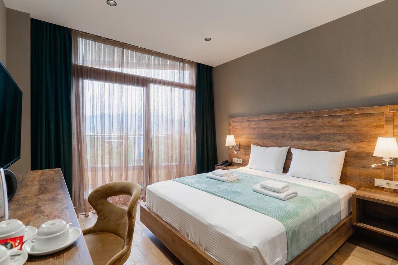 Cozy Loft Hotel Batumi Exterior photo