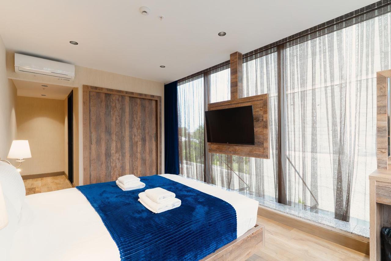 Cozy Loft Hotel Batumi Exterior photo